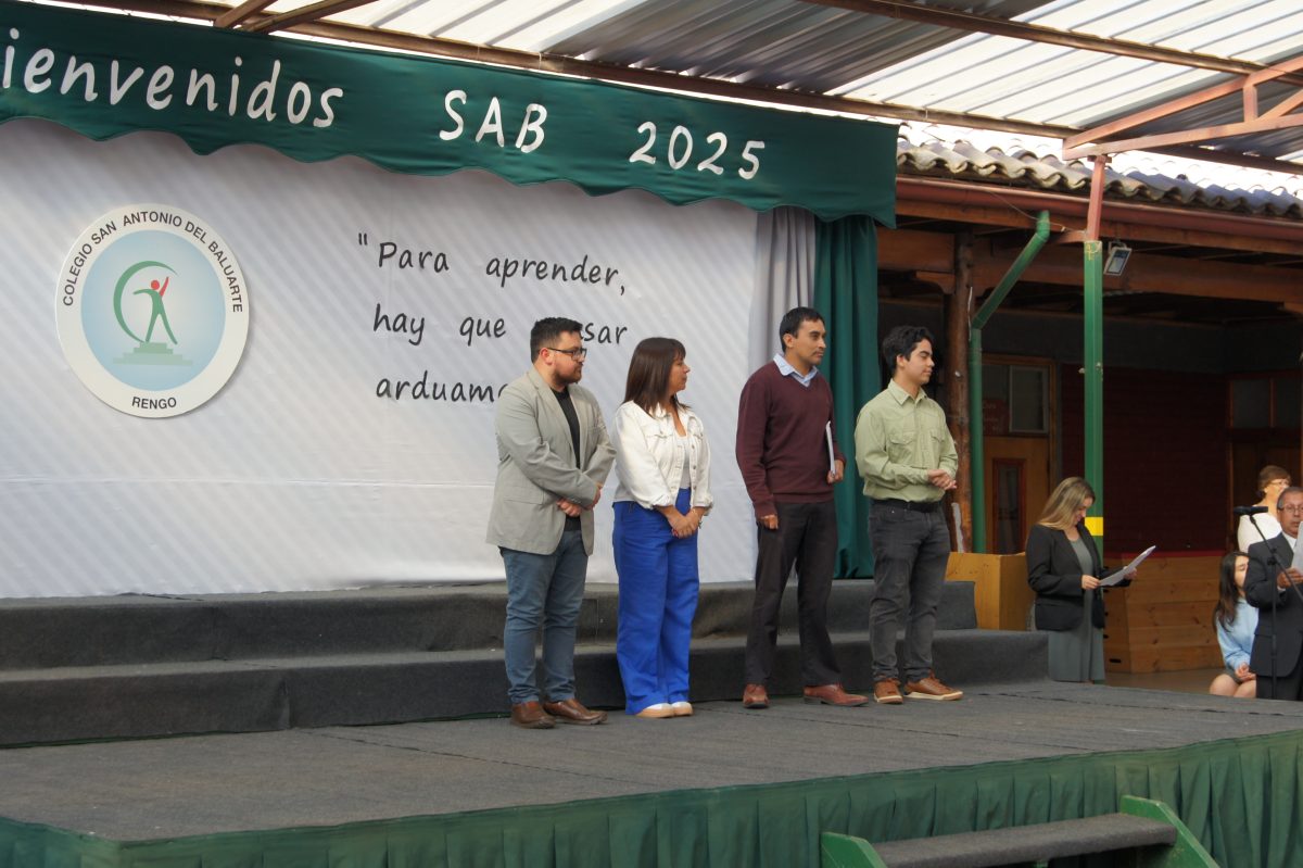 Acto inicio escolar enseñanza media