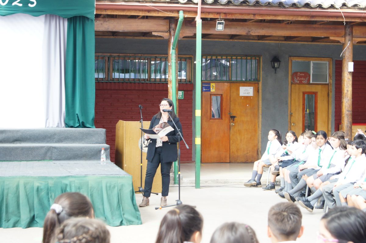 Acto inicio escolar Enseñanza Básica