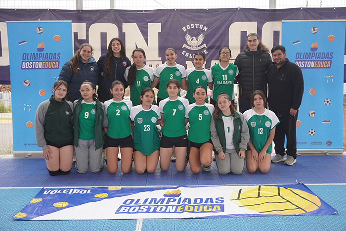 Gran jornada con seleccionadas nacionales de vóleibol femenino en las Olimpiadas BostonEduca 2025