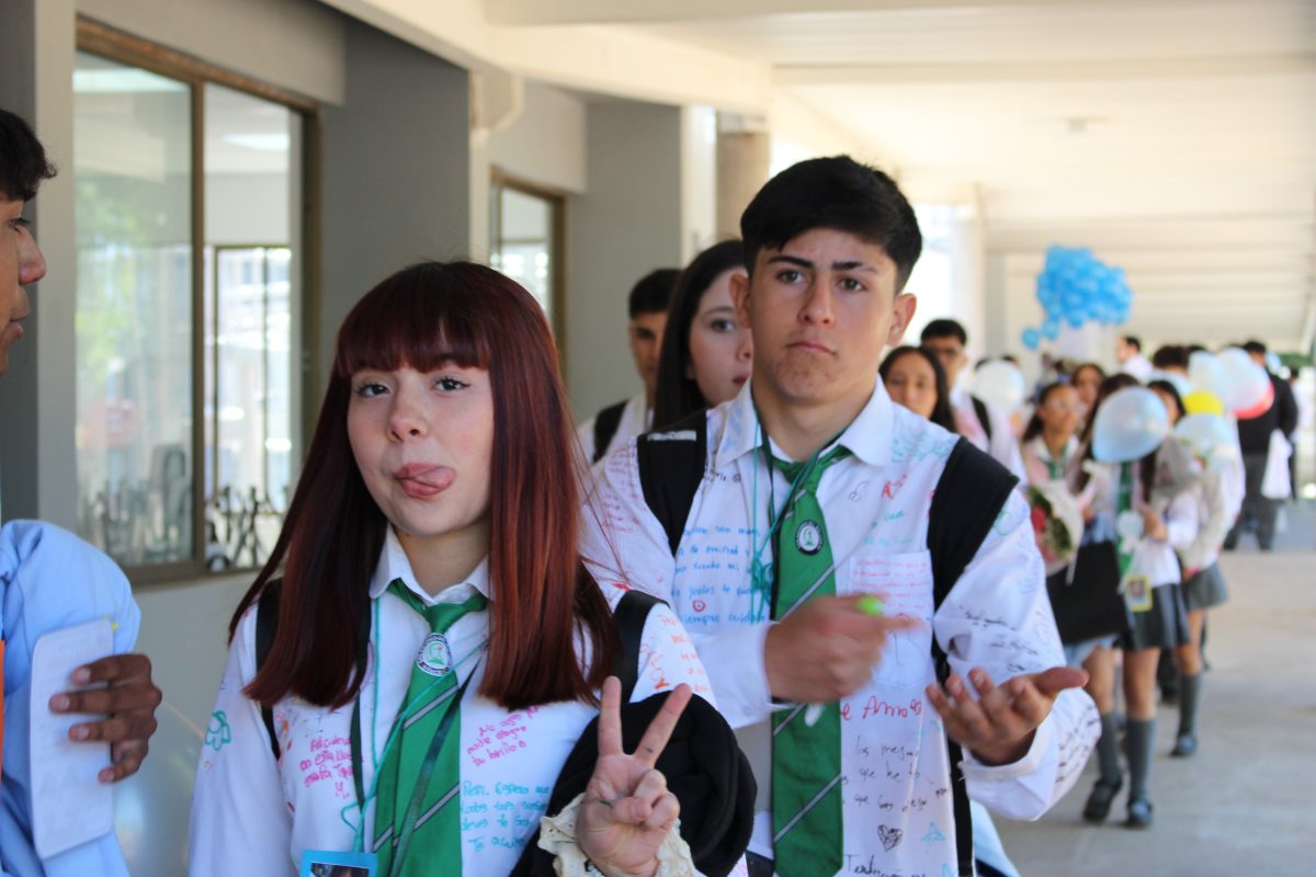 Despedida 4tos medios