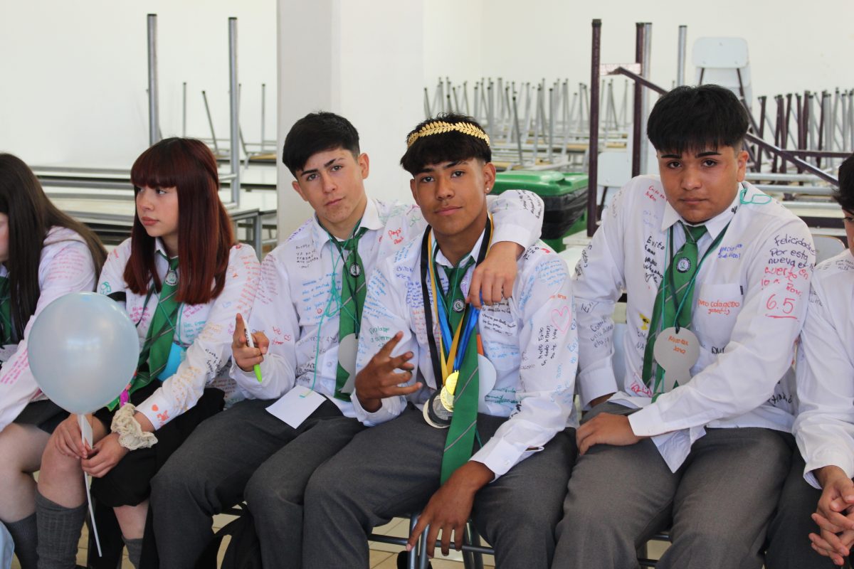 Despedida 4tos medios