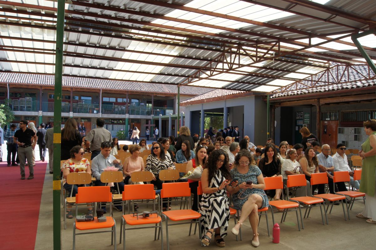 Ceremonia 8vos básicos.