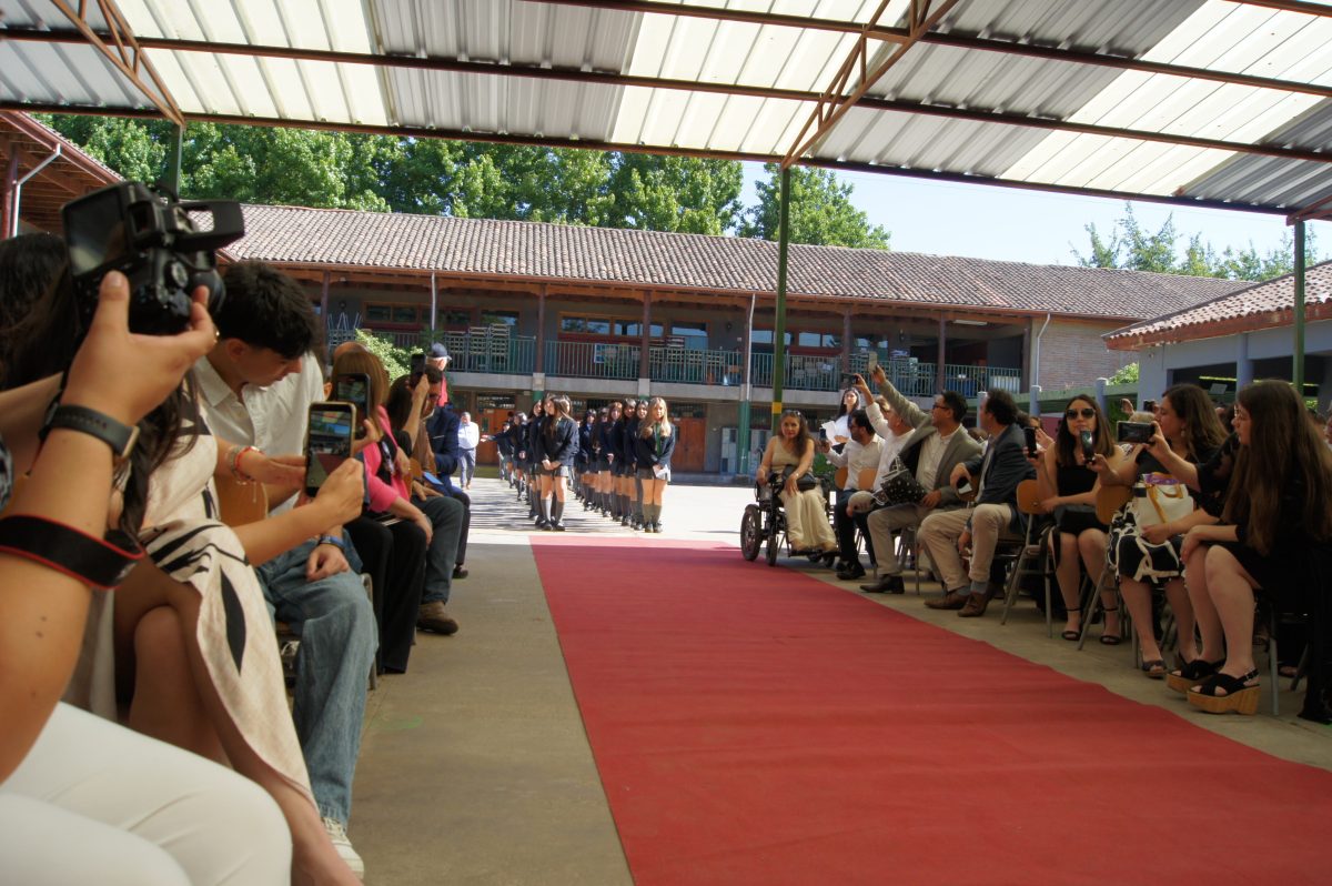 Ceremonia 8vos básicos.