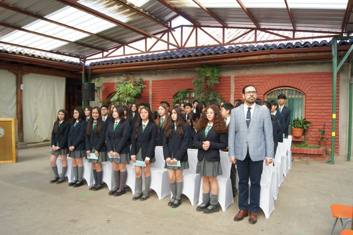 Ceremonia 8vos básicos.