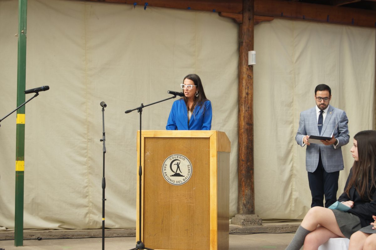 Ceremonia 8vos básicos.