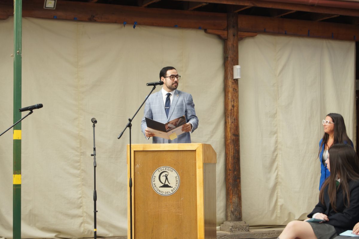 Ceremonia 8vos básicos.