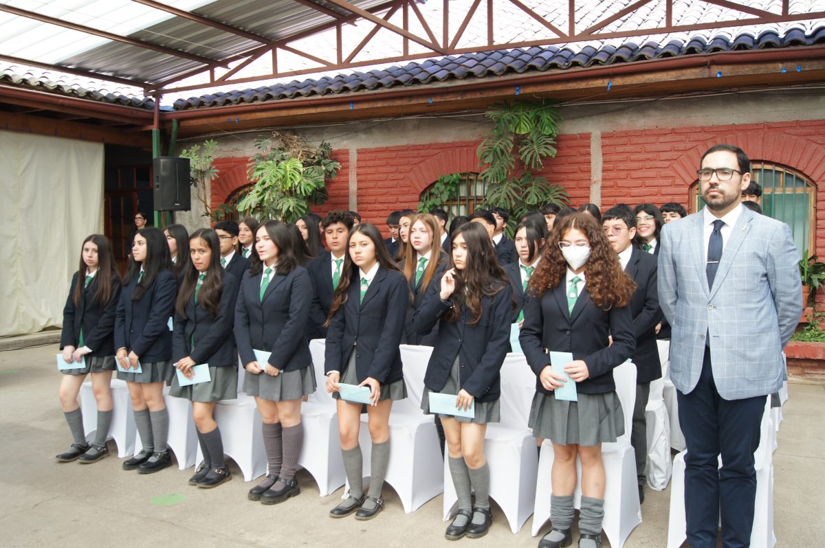 Ceremonia 8vos básicos.