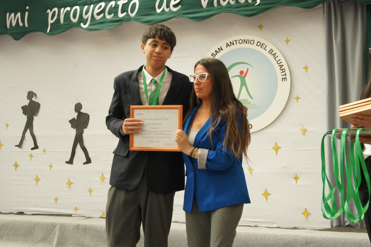 Ceremonia 8vos básicos.