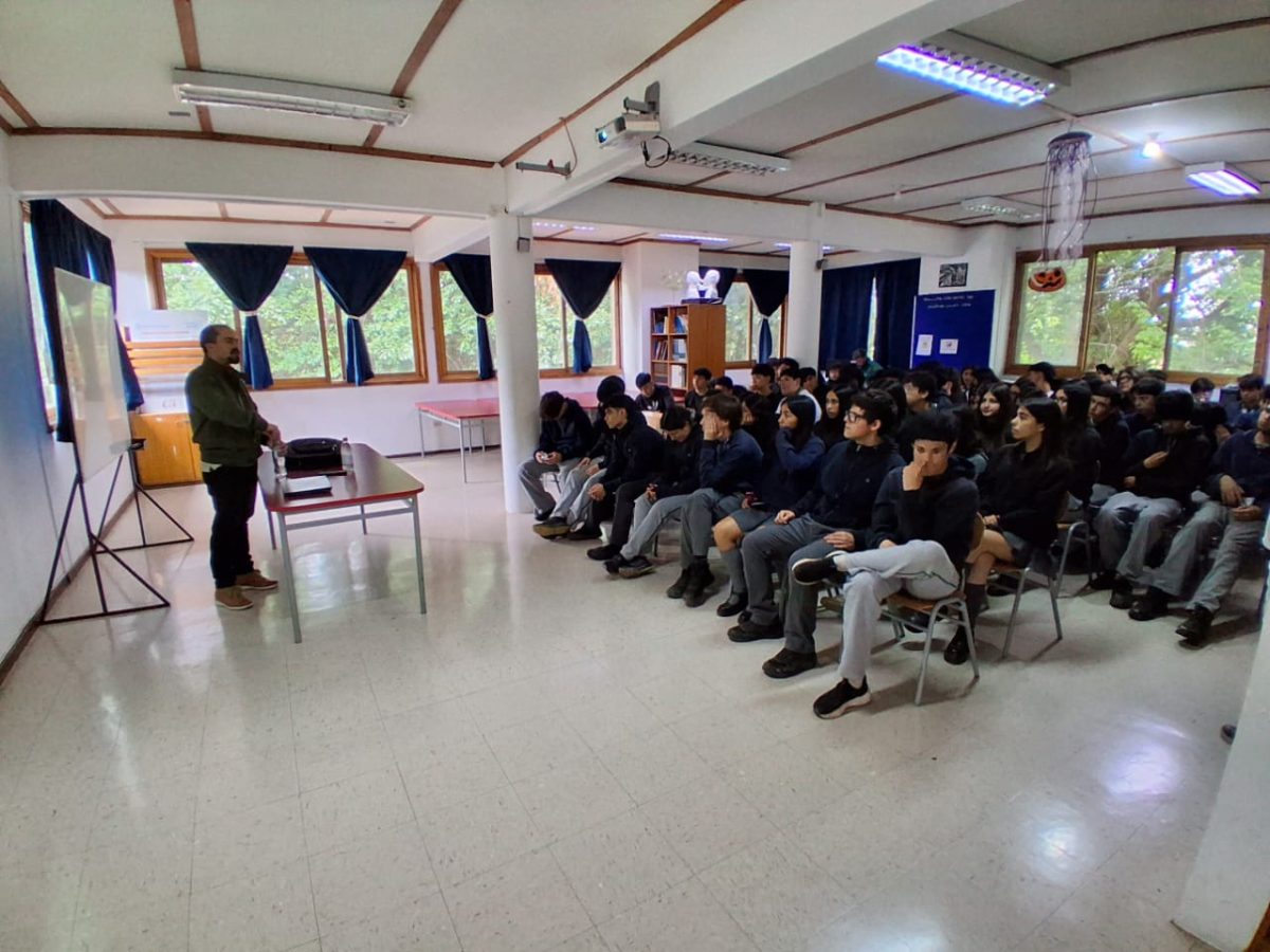 Nuestro colegio fortaleció la orientación vocacional con nuevas charlas profesionales