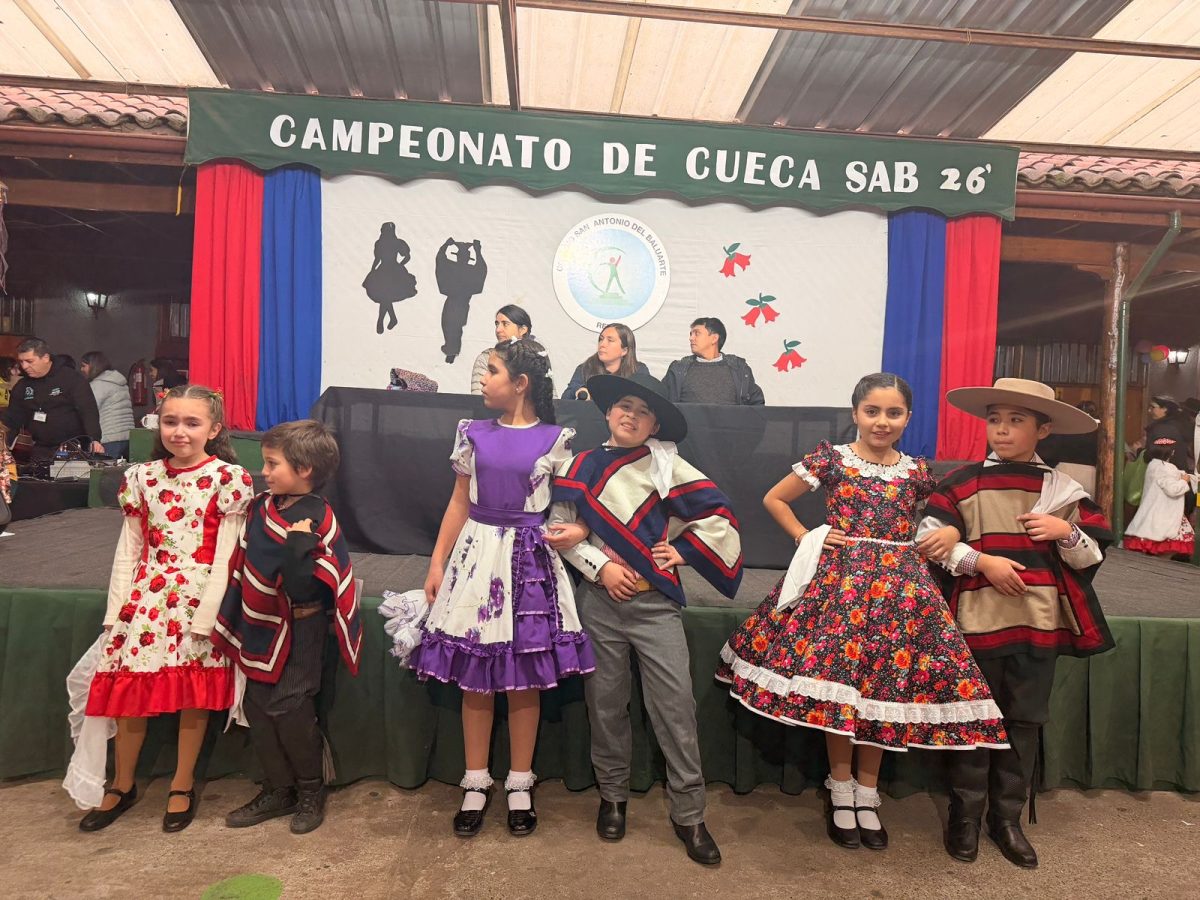 Campeonato interno de Cueca.