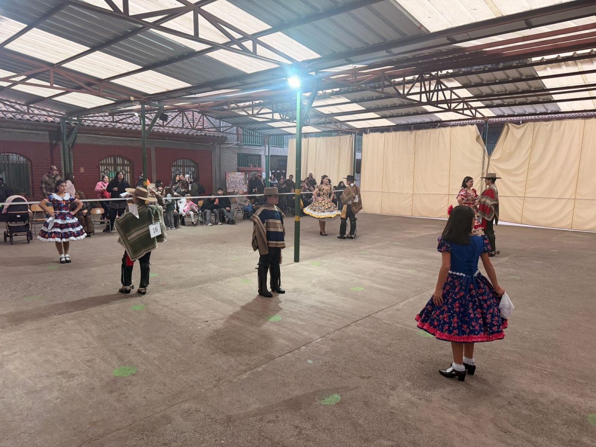 Campeonato interno de Cueca.