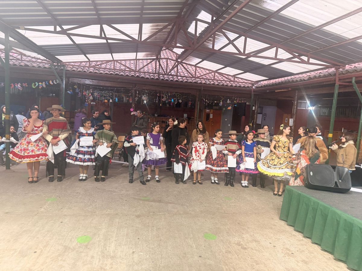 Campeonato interno de Cueca.