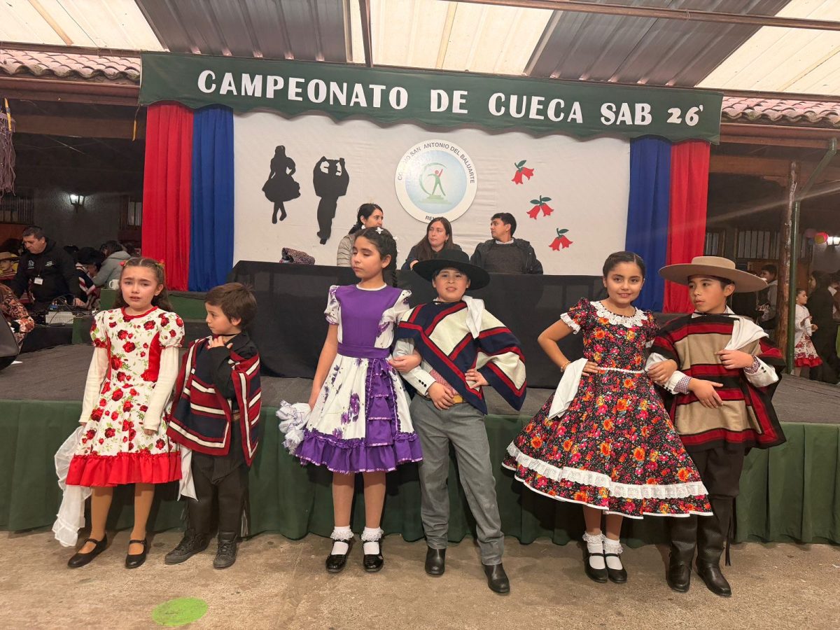 Campeonato interno de Cueca.
