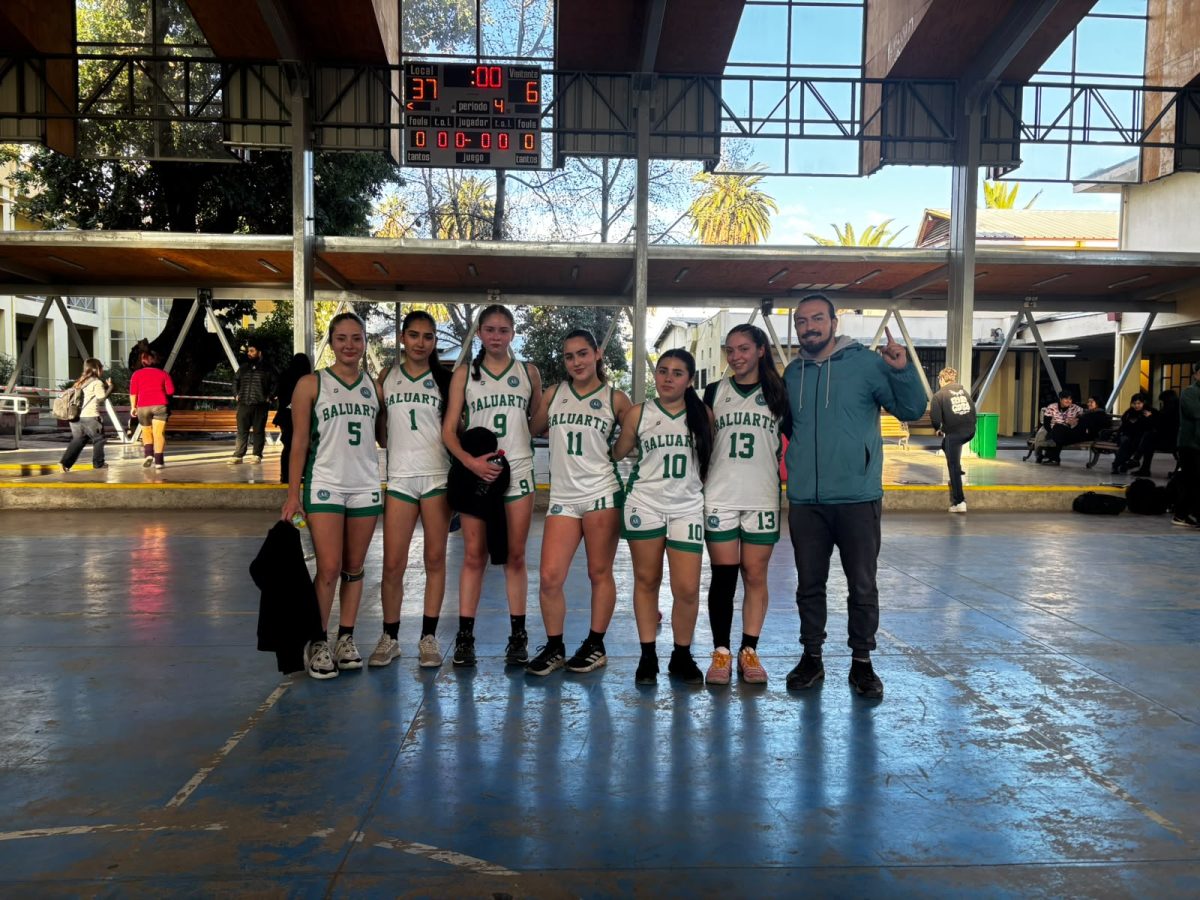 El básquetbol femenino firma una temporada histórica con dos títulos comunales