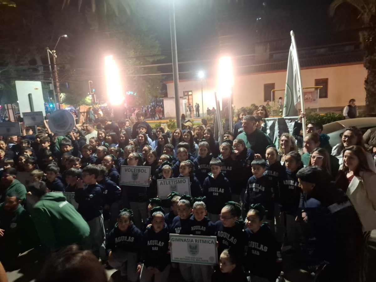 Desfile CSAB águilas y CEAL.